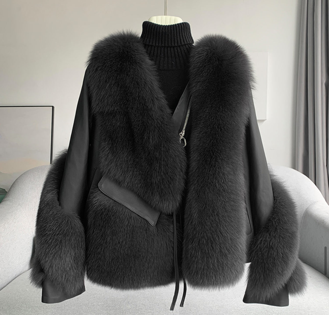Winter Jacket, Natural Fox Fur ❄️ 🖤 BLACK