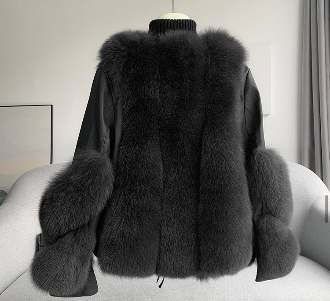 Winter Jacket, Natural Fox Fur ❄️ 🖤 BLACK